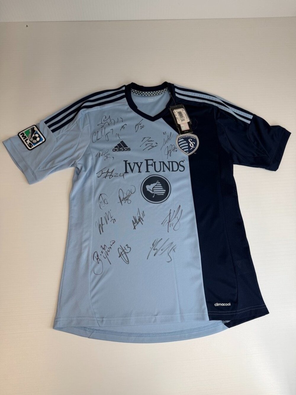 Sporting Kansas City Jersey Men Medium Player Signed Replica MLS 2013 Collect Ne